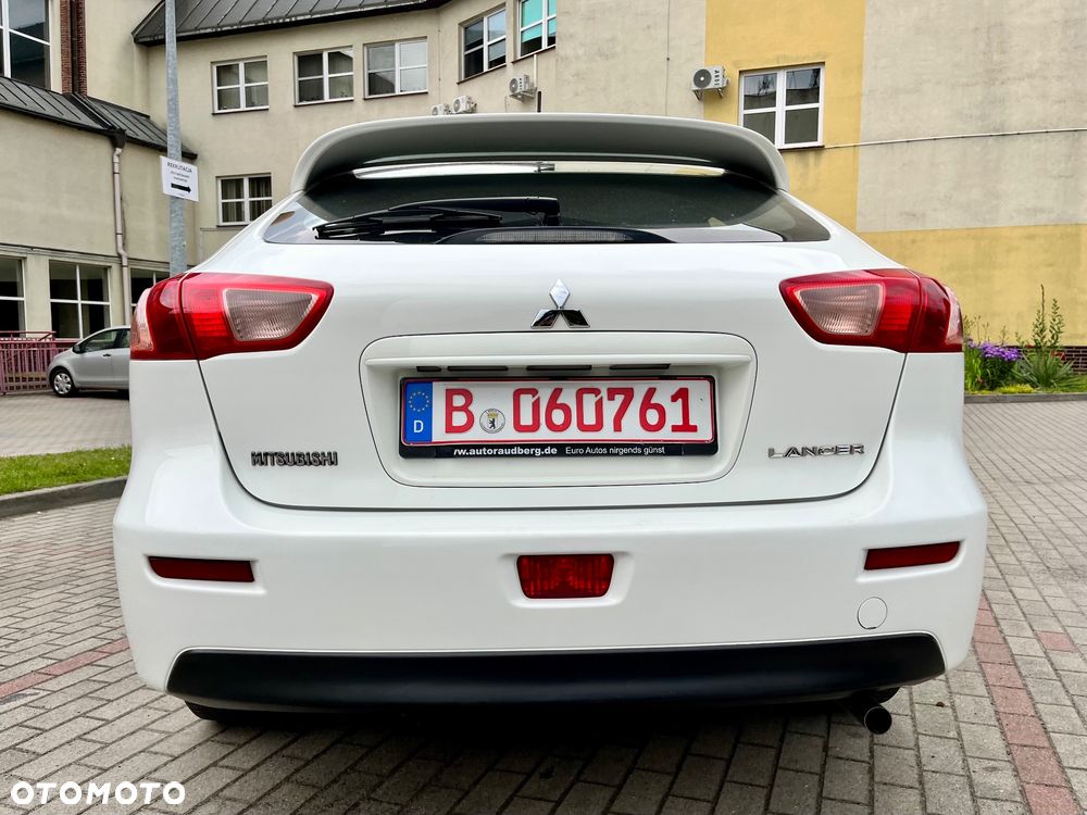 Mitsubishi Lancer 1.5 Inform - 7