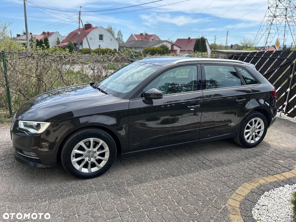 Audi A3 Sportback 1.6 TDI Attraction - 5