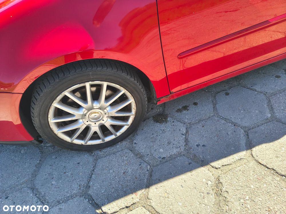Volkswagen Golf 2.0 TDI DPF GT - 20