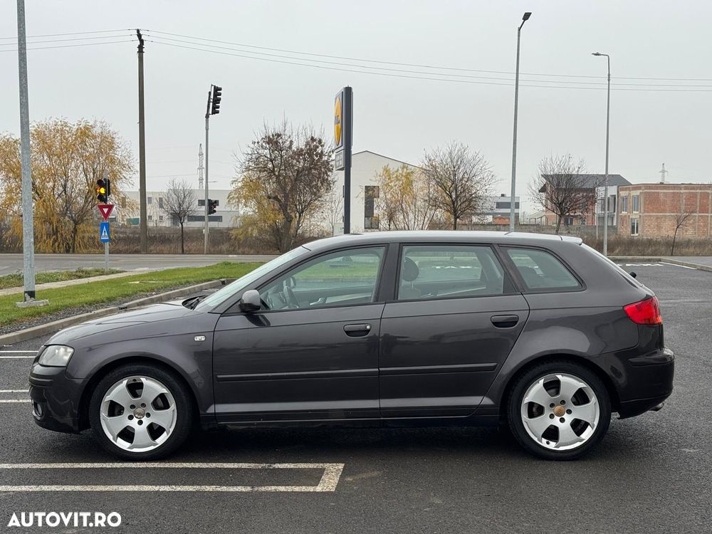 Audi A3 1.9 TDI Sportback DPF S tronic S line Sportpaket plus - 6