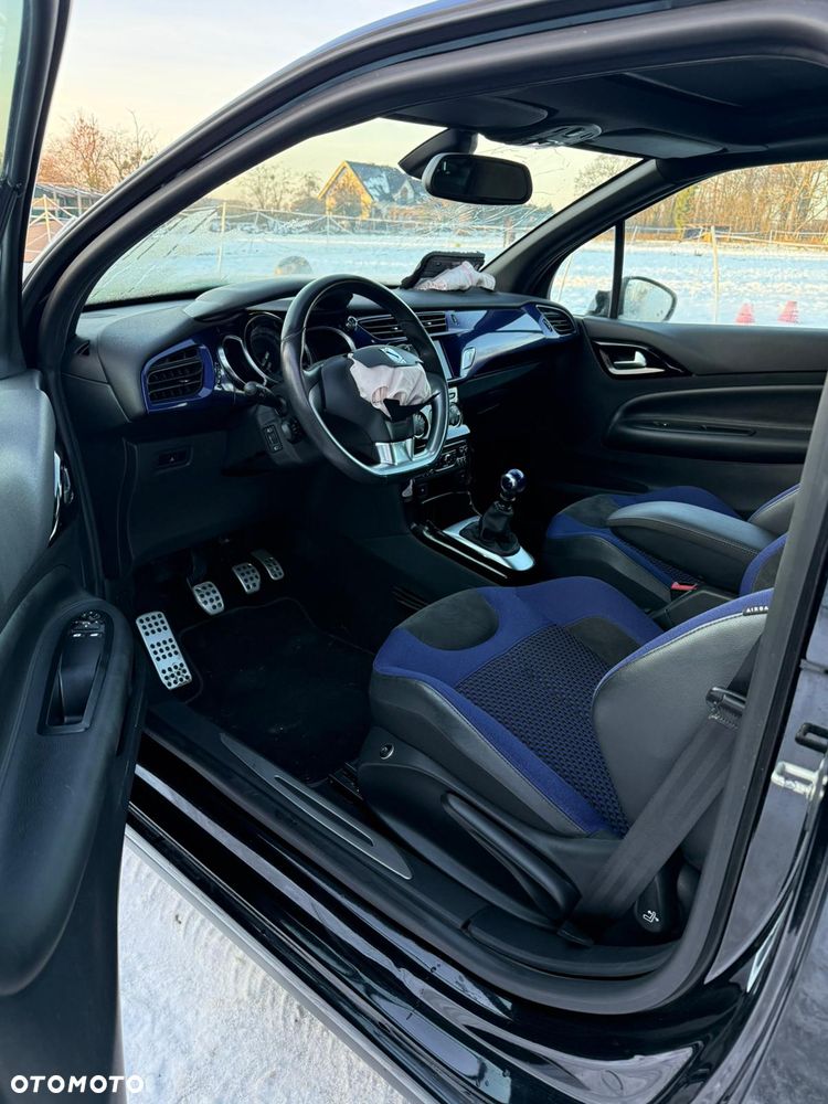 Citroën DS3 THP 155 SportChic - 11