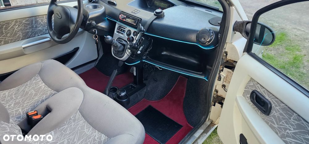 Microcar MC - 9