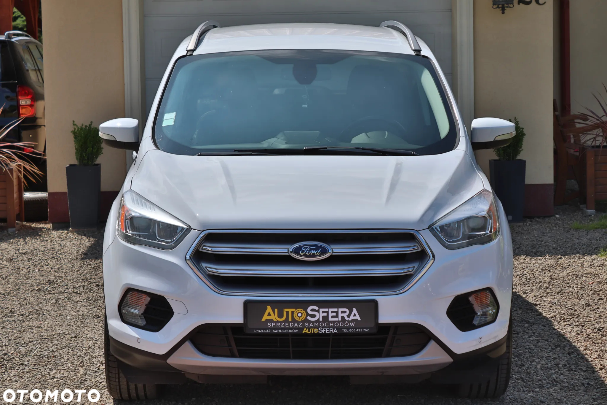 Ford Kuga 2.0 TDCi 2x4 Business Edition - 4