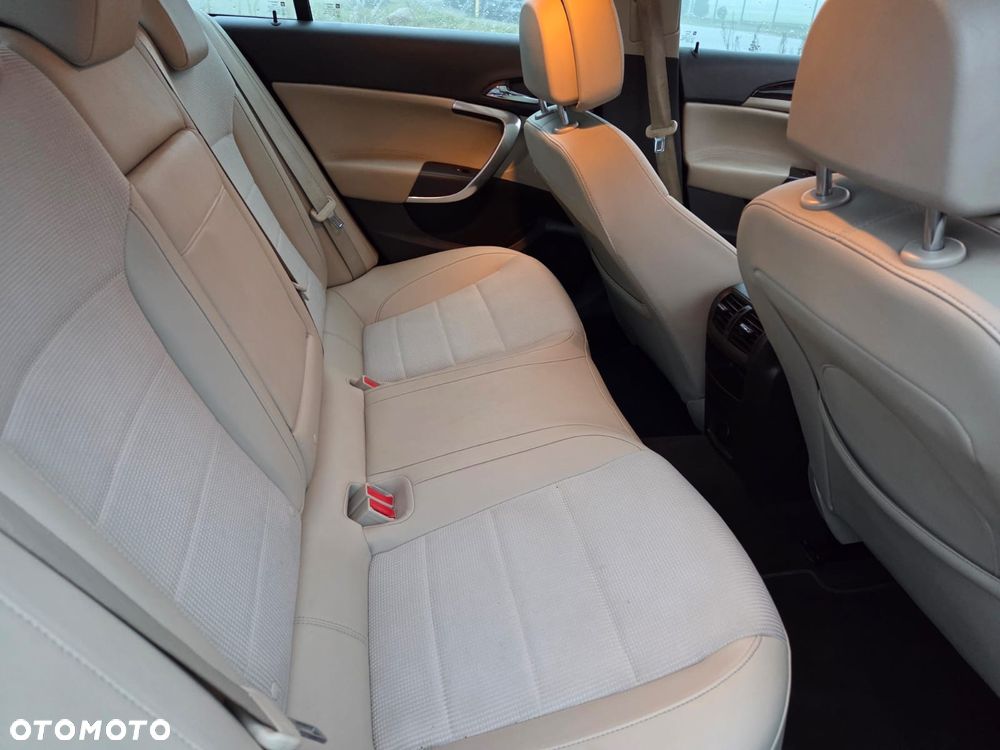 Opel Insignia 2.0 T Edition - 9