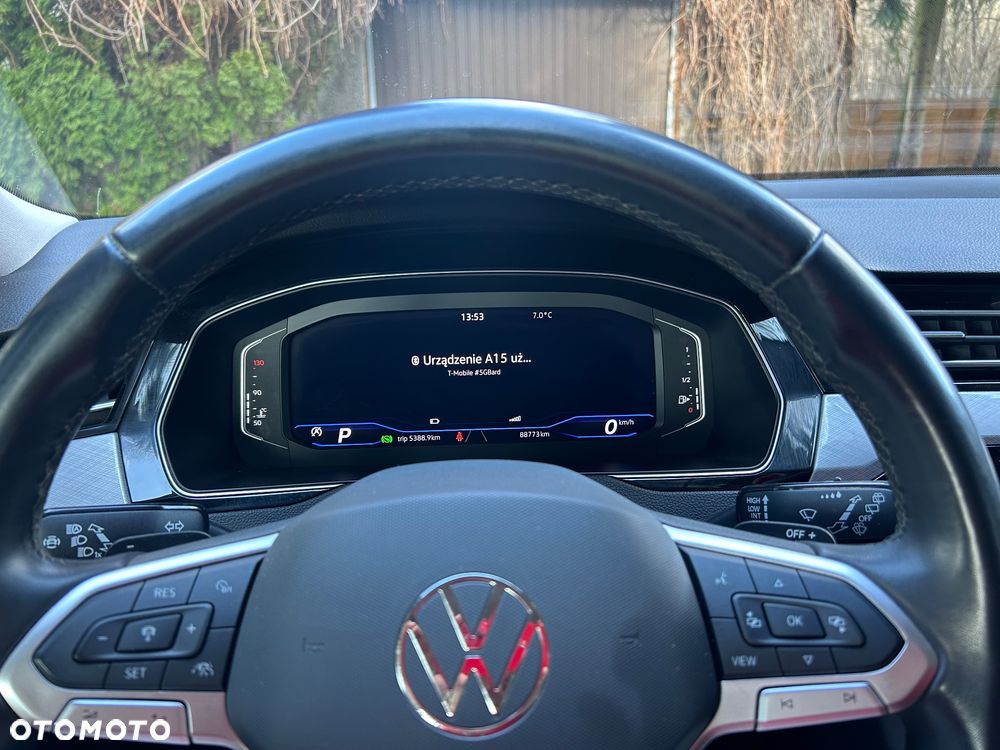 Volkswagen Passat - 23