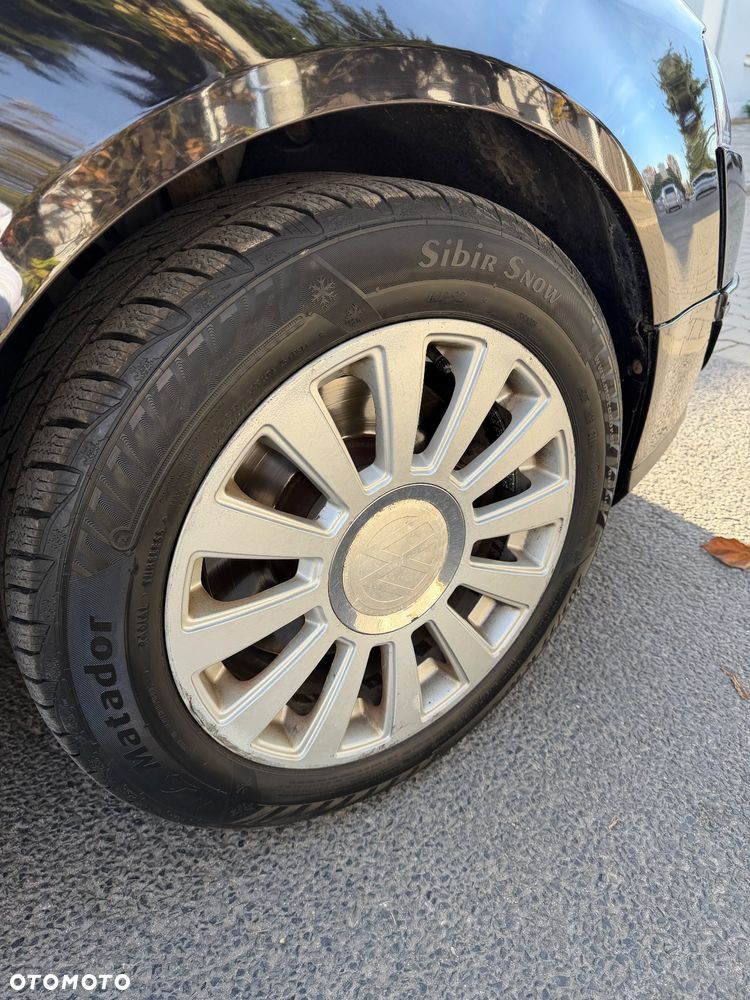 Volkswagen Passat 2.0 TDI Comfortline - 15