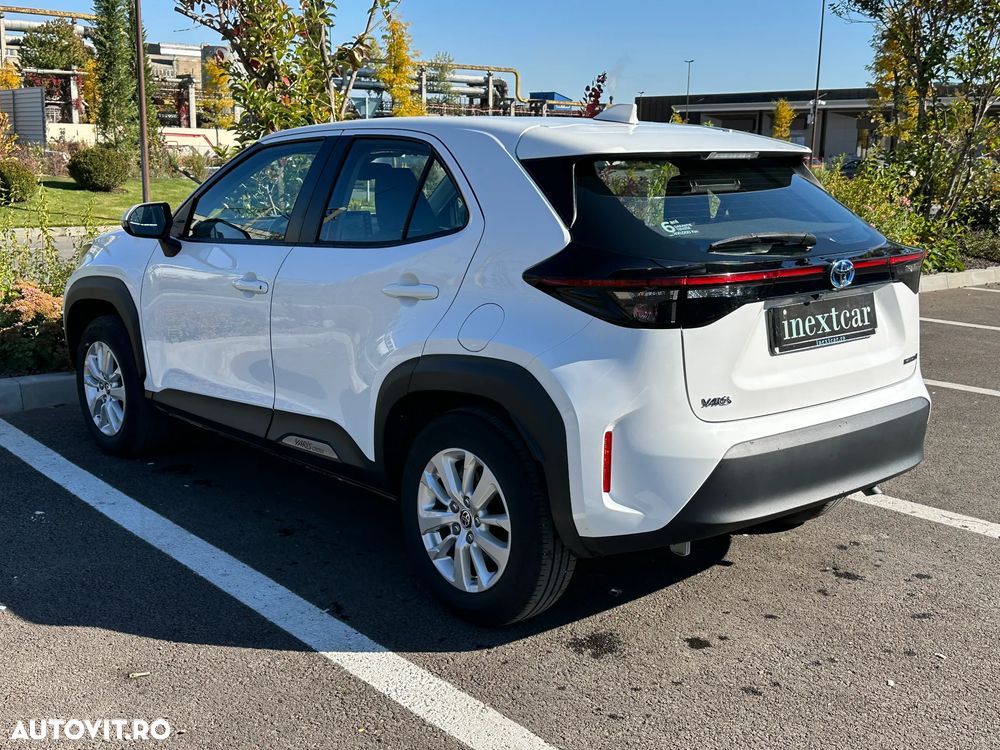 Toyota Yaris Cross 1.5 VVT-i HSD 4x2 Active - 13