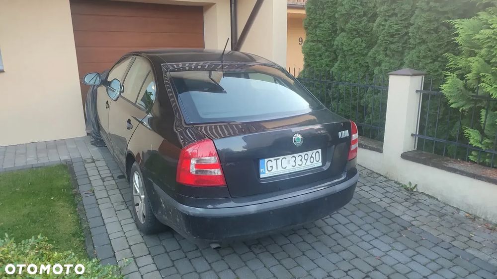 Skoda Octavia 1.6 Tour - 7