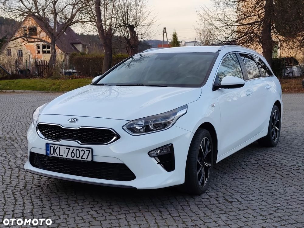 Kia Ceed 1.6 CRDi mHEV Business Line - 9