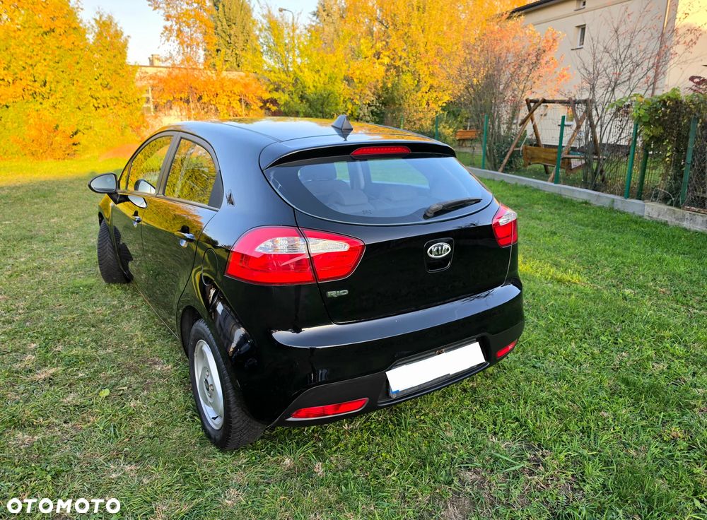 Kia Rio 1.2 Attract - 17