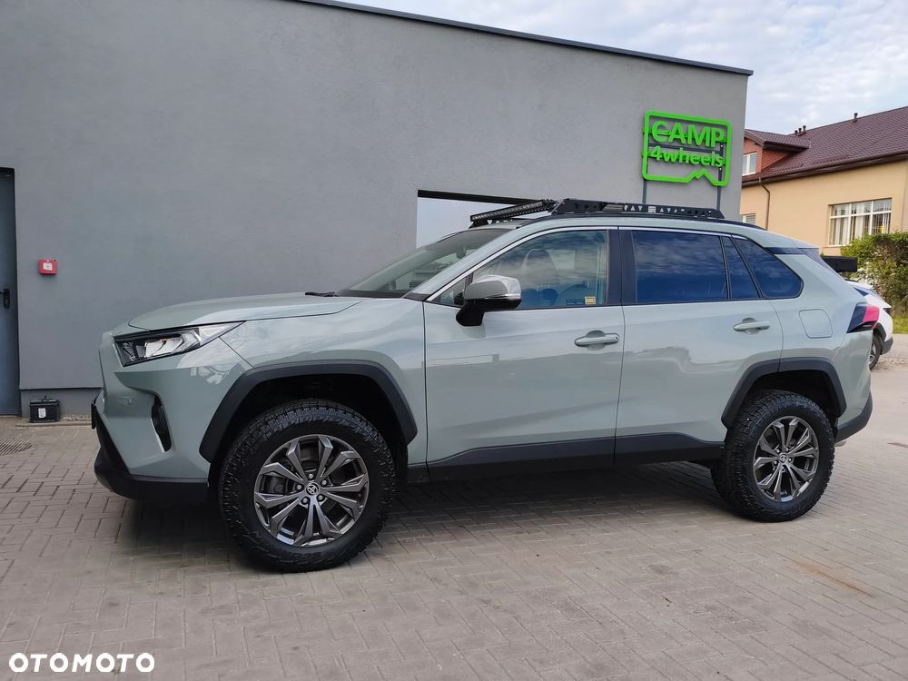 Toyota RAV4 - 3