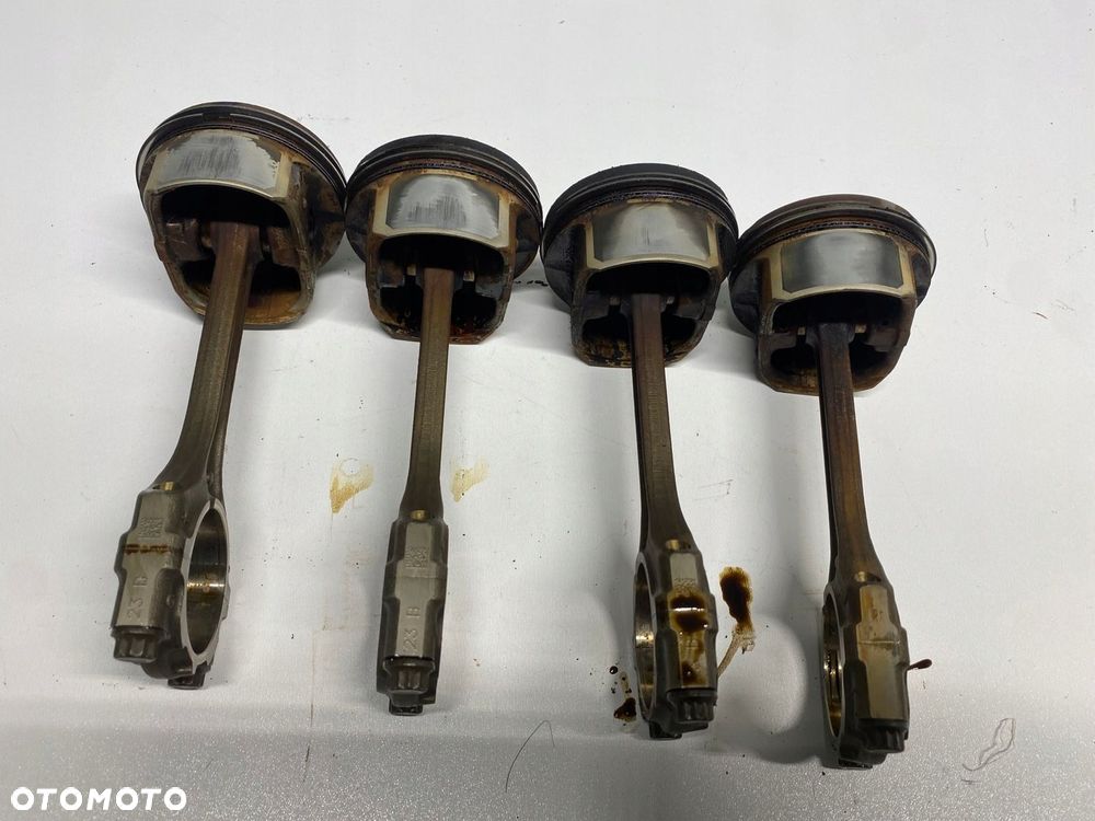 TŁOK KORBOWÓD HYUNDAI I30 II KIA CEED II 1.4 BENZYNA G4FA - 3