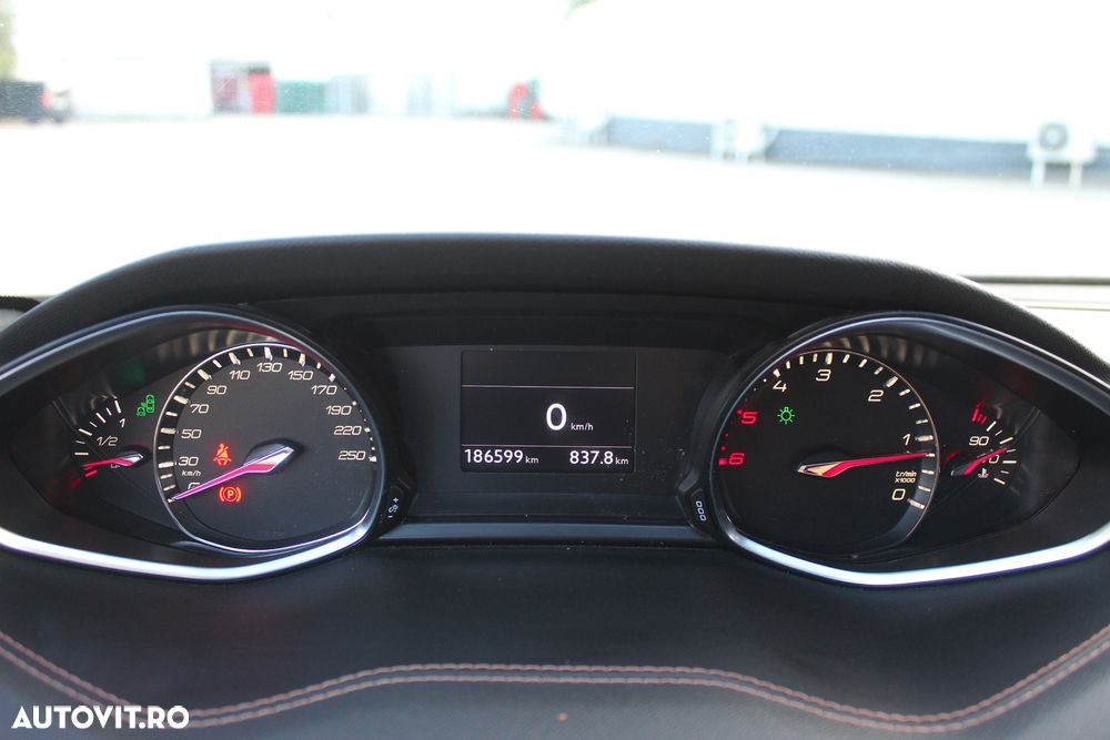 Peugeot 308 BlueHDi FAP 150 Stop&Start GT-Line Edition - 27