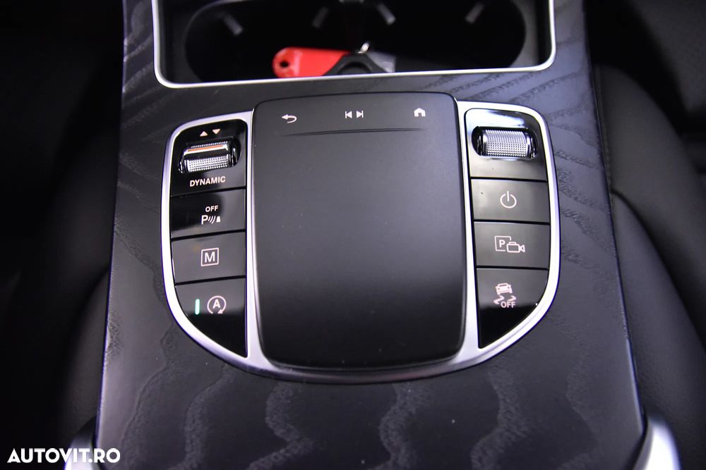 Mercedes-Benz GLC - 17