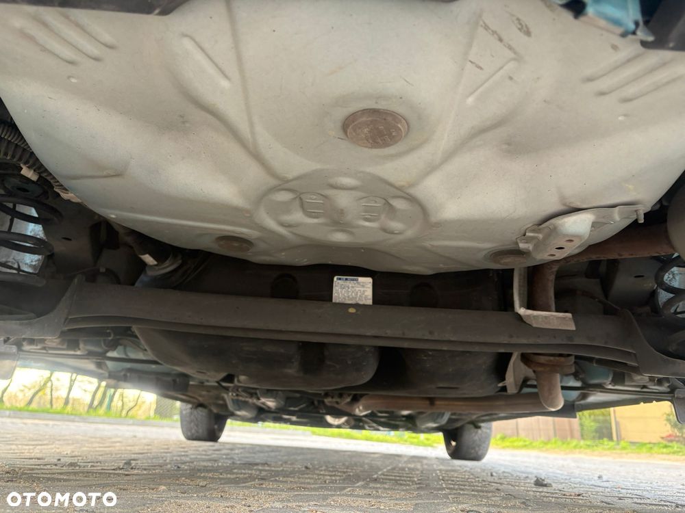 Toyota Yaris 1.33 VVT-i Lounge - 34