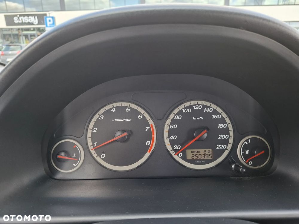 Honda CR-V 2.0i LS - 8