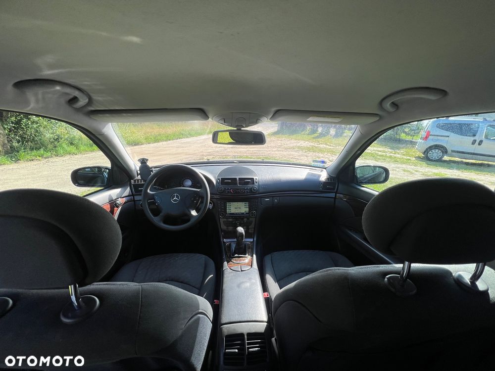 Mercedes-Benz Klasa E 200 CDI Classic - 5