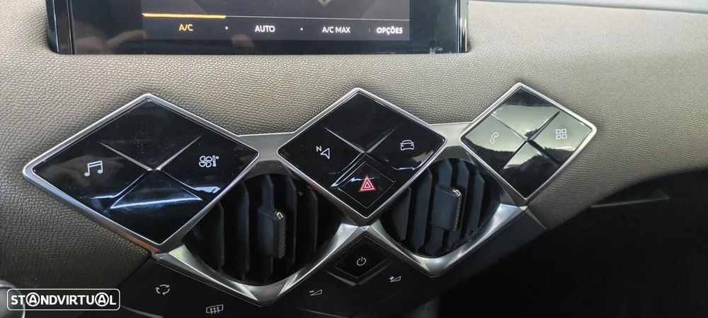 DS DS3 Crossback - 32