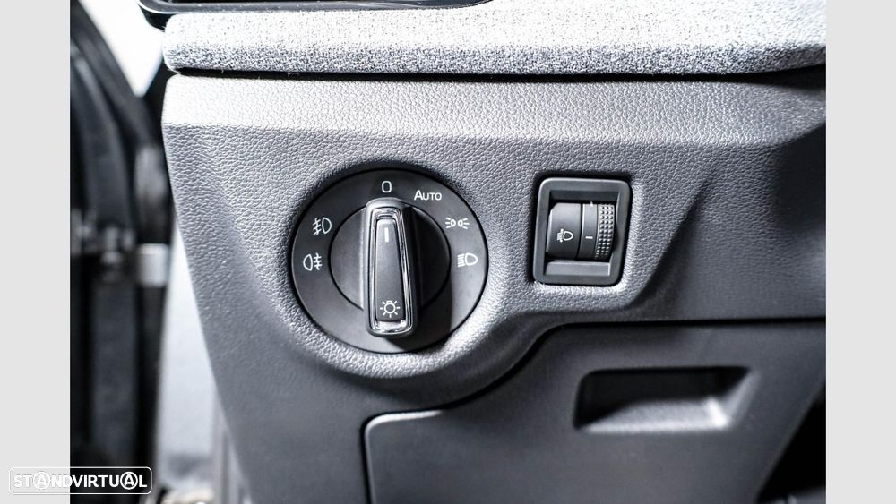 Skoda Kamiq 1.0 TSI - 8