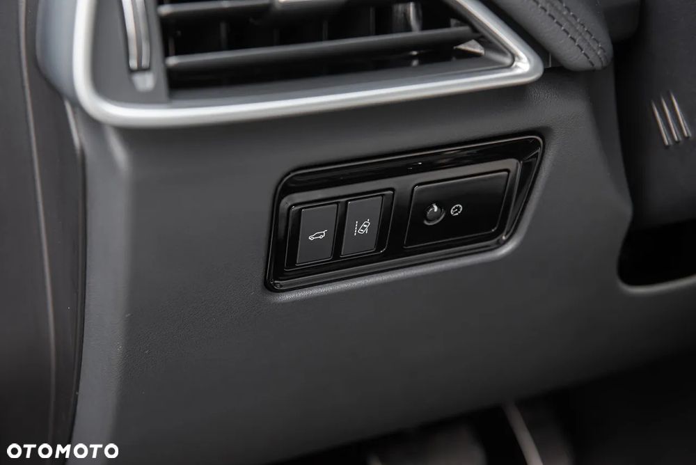 Jaguar F-Pace 3.0 TDV6 AWD First Edition - 25