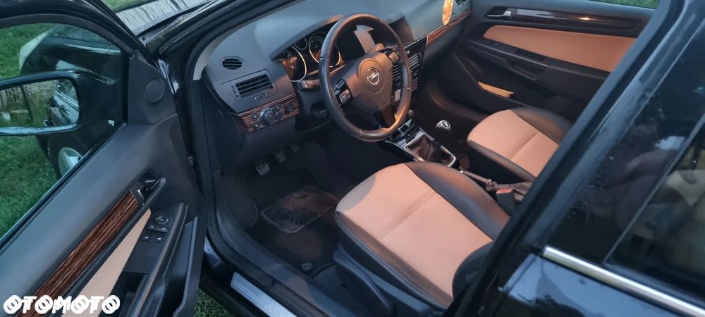 Opel Astra 1.8 Cosmo - 11