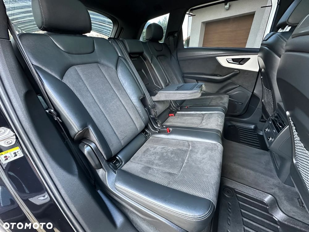 Audi SQ7 - 22