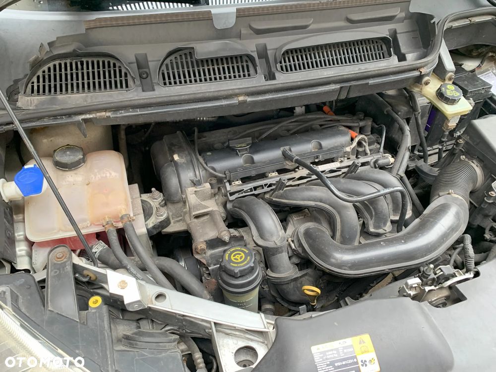 Ford C-MAX 1.6 Style - 23