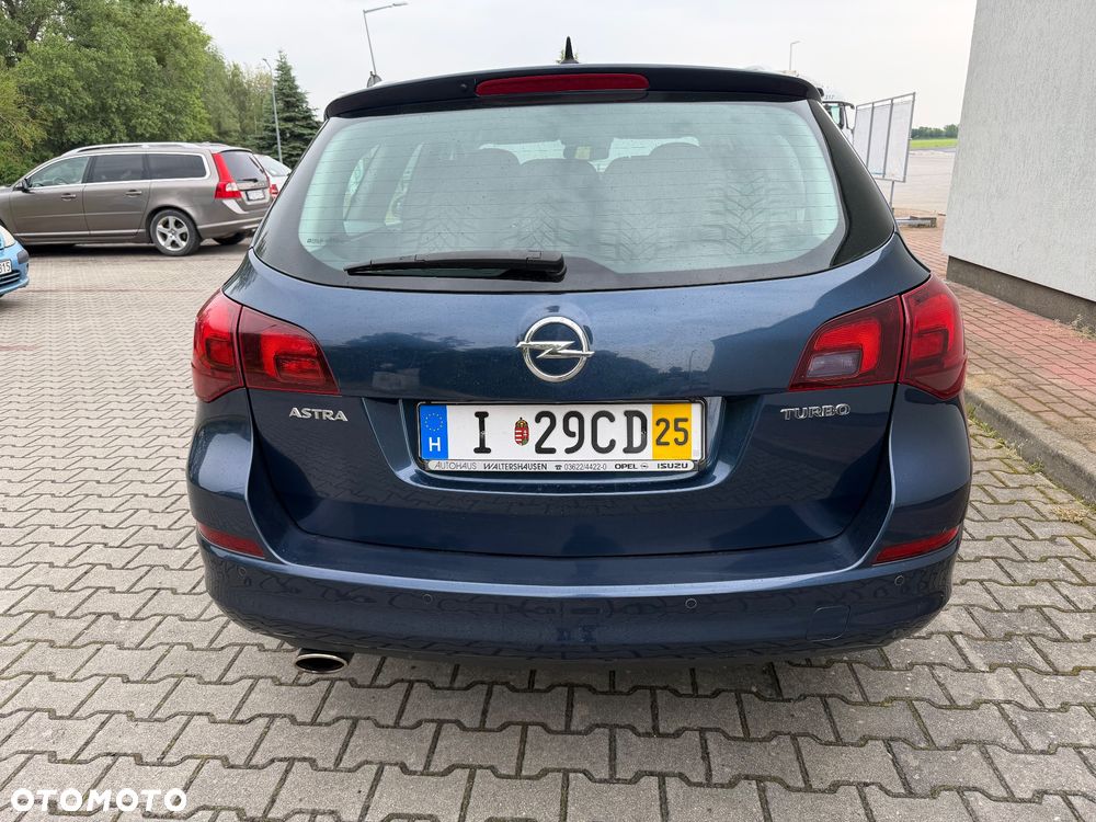 Opel Astra 1.6 Turbo Edition - 6