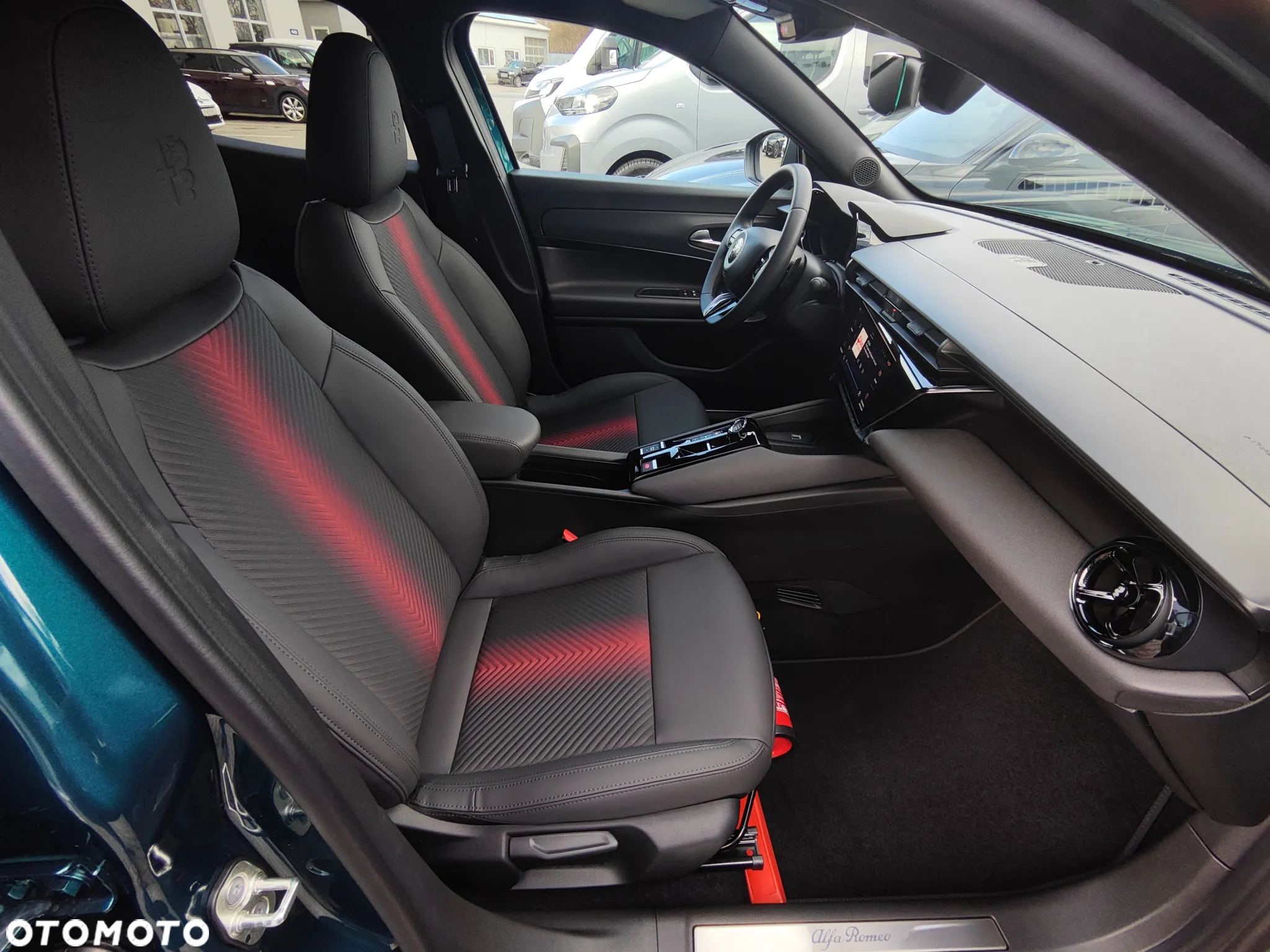 Alfa Romeo Junior 1.2 mHEV Ibrida eDCT - 21