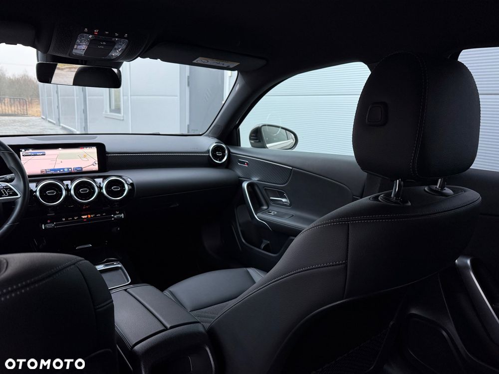 Mercedes-Benz Klasa A 180 7G-DCT Progressive Advanced - 25