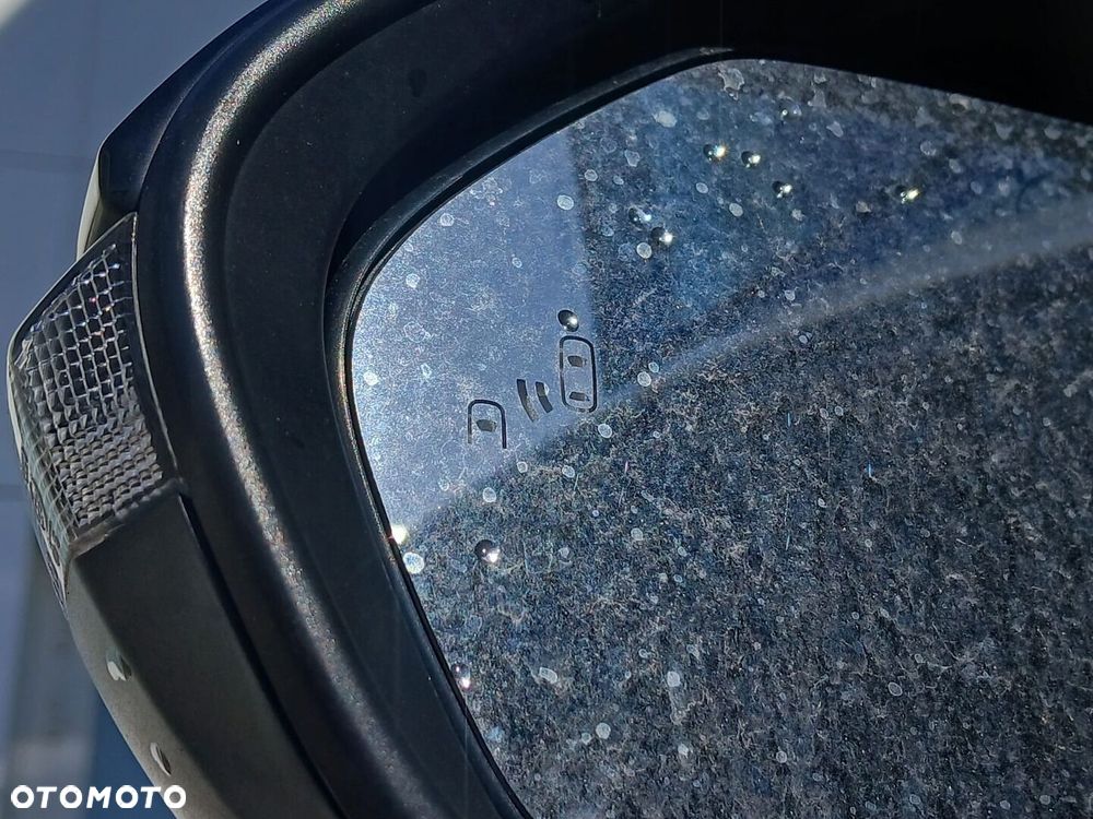 Toyota Corolla 1.8 Hybrid GR Sport Dynamic - 38