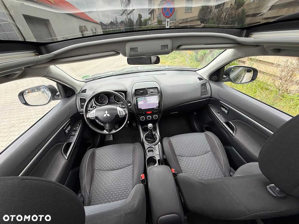 Mitsubishi ASX - 5