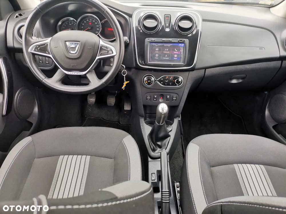 Dacia Sandero Stepway dCi 90 (S&S) Celebration - 9