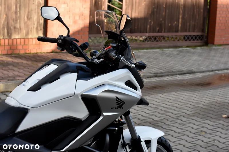 Honda NC - 12