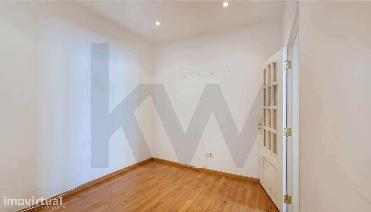 T2 Duplex a 5 minutos da Av. da Liberdade | Excelente Investimento par - Grande imagem: 4/18