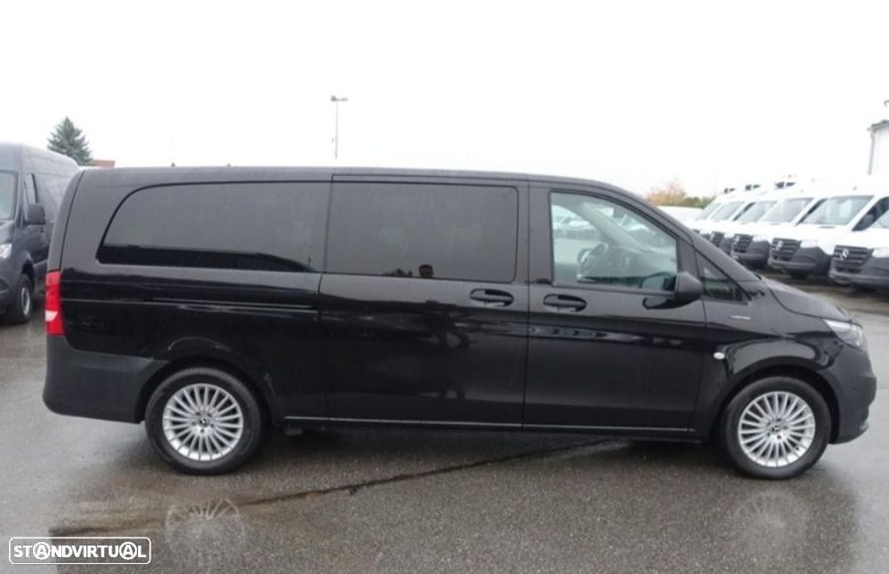 Mercedes-Benz eVito Tourer 126 Longa PRO - 3