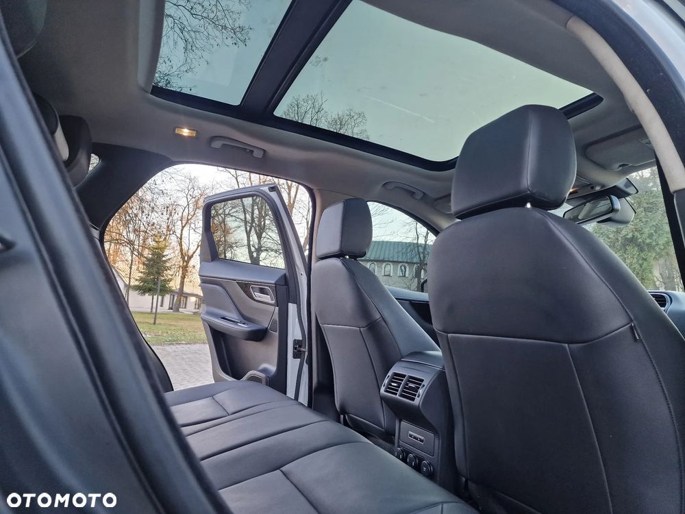 Jaguar F-Pace 2.0 i4P AWD Prestige - 7