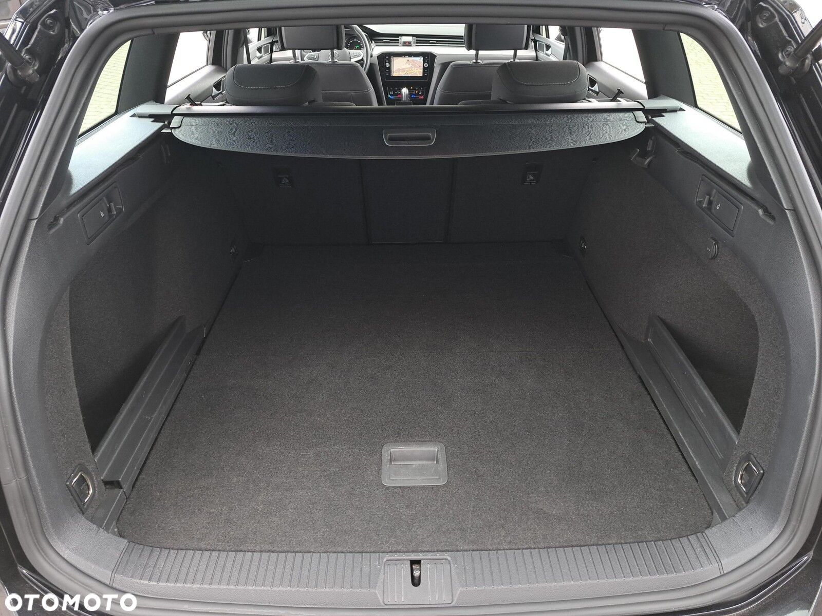 Volkswagen Passat 2.0 TDI Business DSG - 30