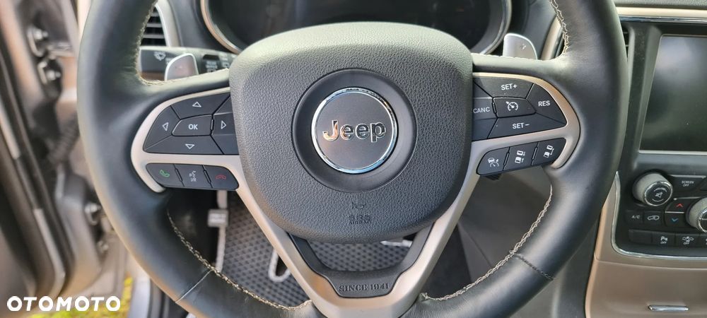 Jeep Grand Cherokee 5.7 V8 Overland - 19