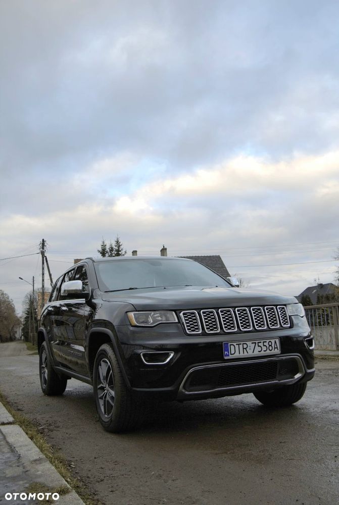 Jeep Grand Cherokee - 1
