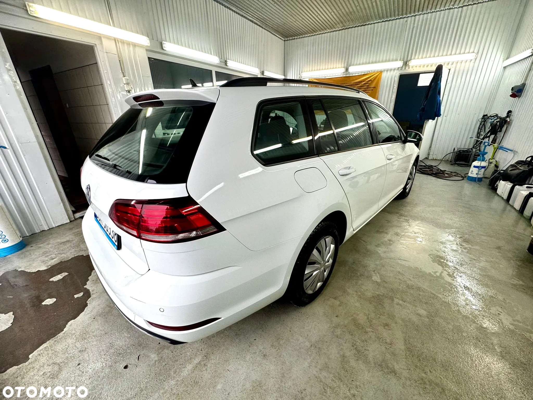 Volkswagen Golf VII 1.6 TDI BMT Comfortline - 4