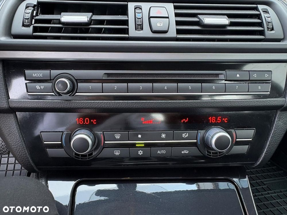 BMW Seria 5 520d - 12