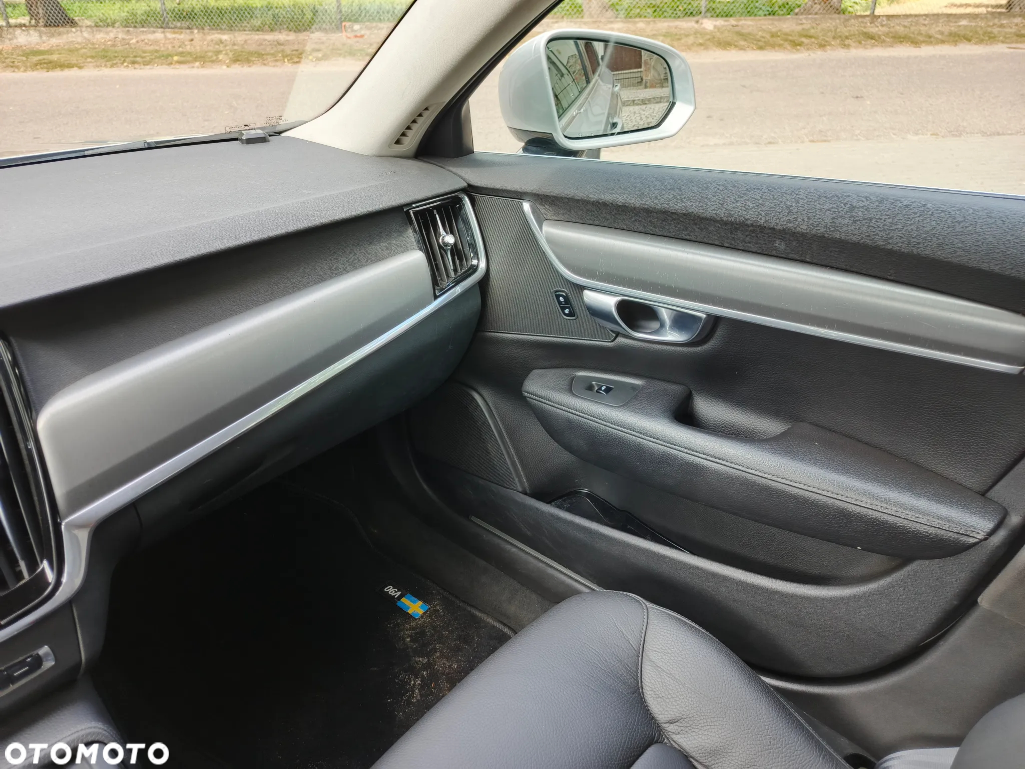 Volvo V90 D5 AWD Momentum - 18