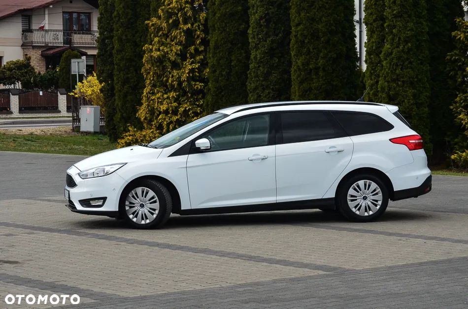 Ford Focus 1.0 EcoBoost Active X - 9