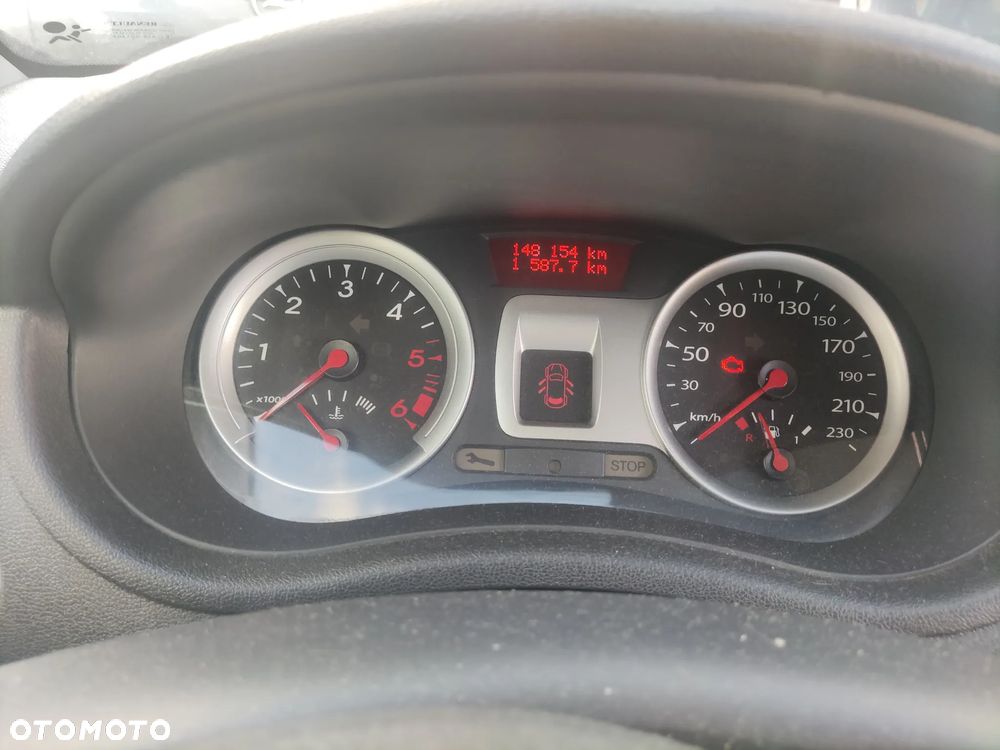 Renault Clio 1.5 dCi Alize - 6