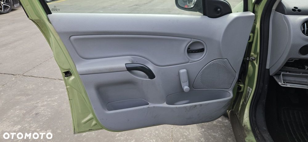 CITROEN C3 02 - 05 1.1 8V HFX - OSLONA PRZECIWSLONECZNA LEWA PRAWA - 9