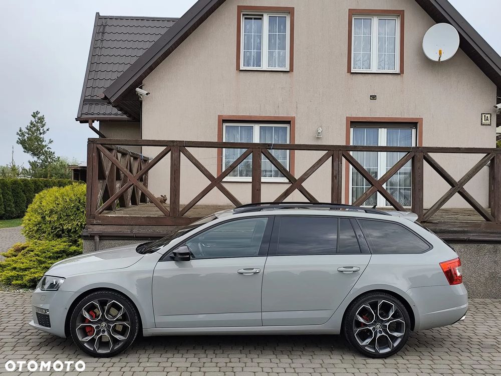 Skoda Octavia 2.0 TDI DSG RS - 7