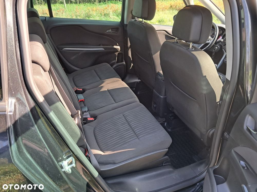 Opel Zafira - 23