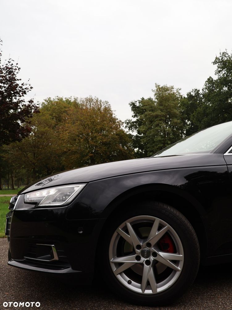 Audi A4 Avant - 25