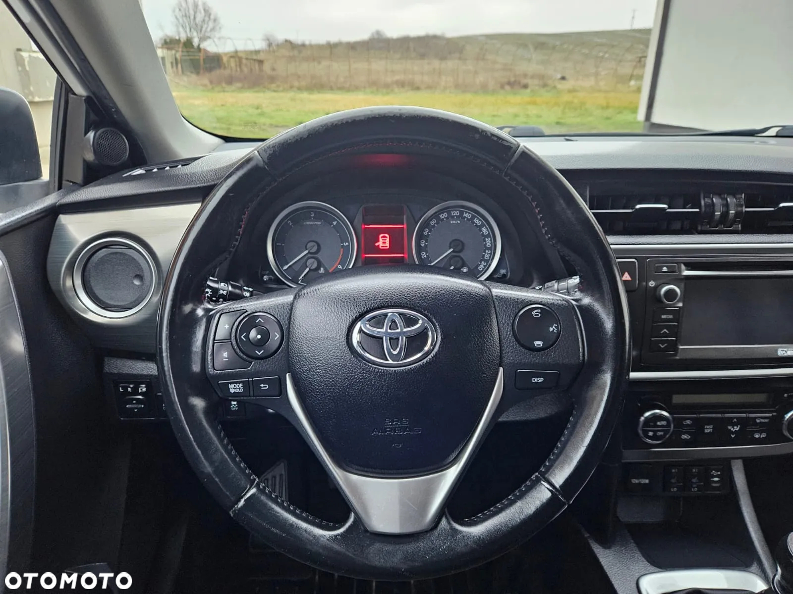 Toyota Auris 1.4 D-4D Touring Sports - 16
